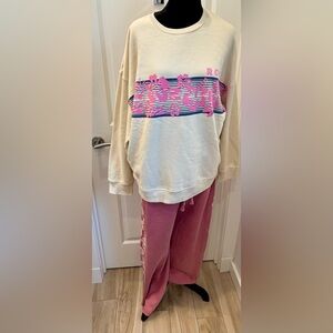 NWT Roxy Cream and Pink tropical flower Graphic Sweatshirt - S